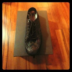 Louis Vuitton Tennis Shoes